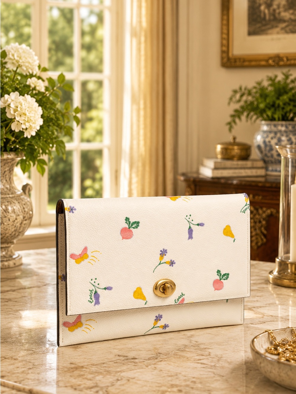 *SOLD* COACH Large Garden Print Turnlock Pouch | Cream Multi | NWOT - Picture 5 of 8